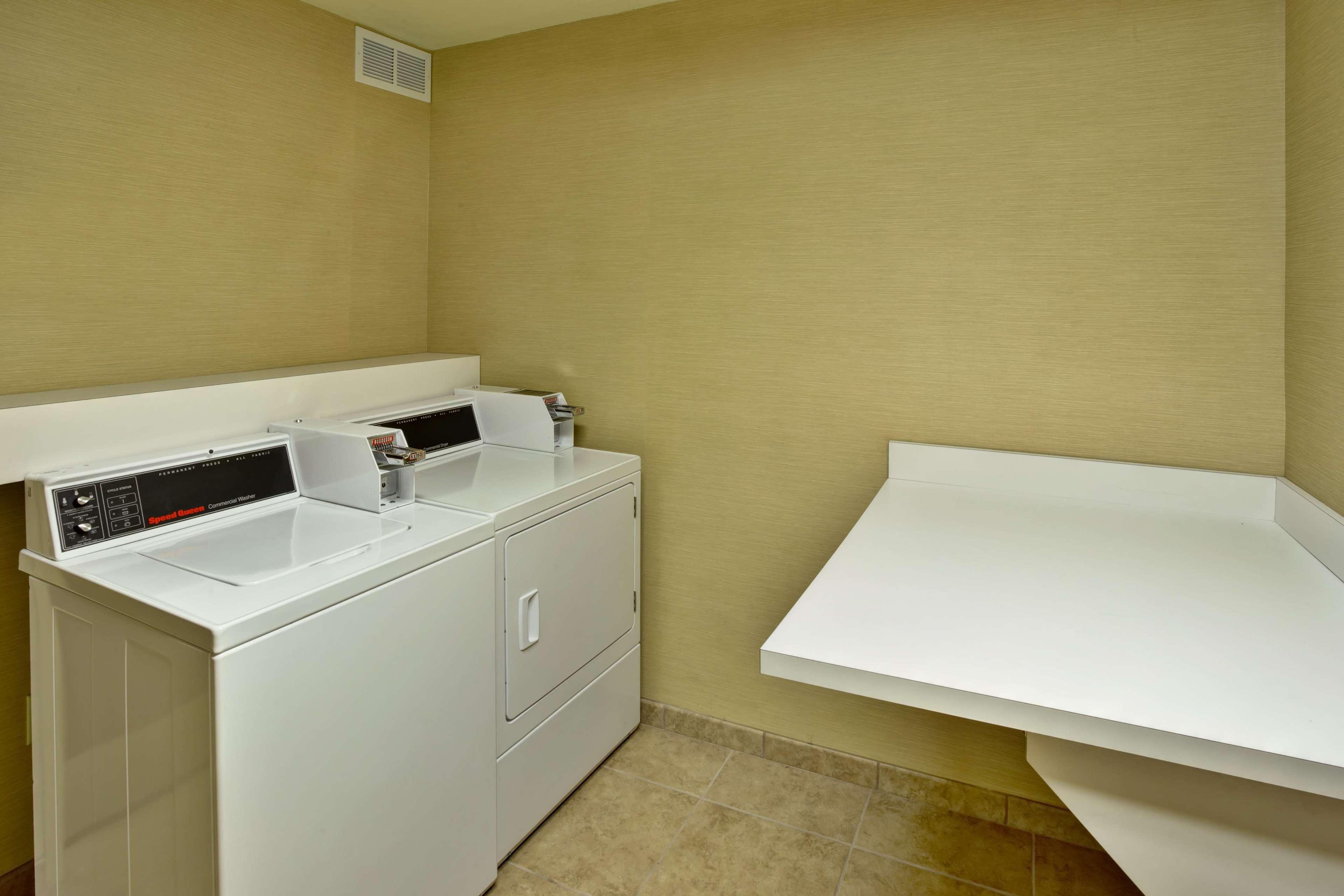 Hampton Inn Ft Wayne Fort Wayne Bagian luar foto